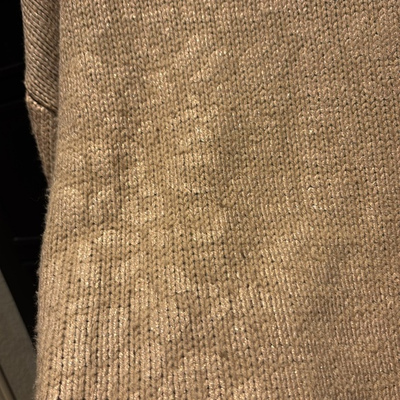 Beige oversized subtle print sweater - Picture 2 of 3